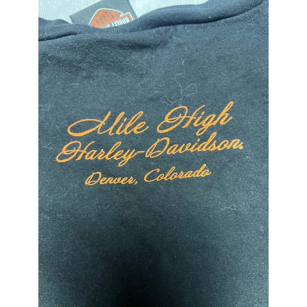 Harley-Davidson T-Shirt Womens Medium Black V-Neck Distressed Denver Graphic